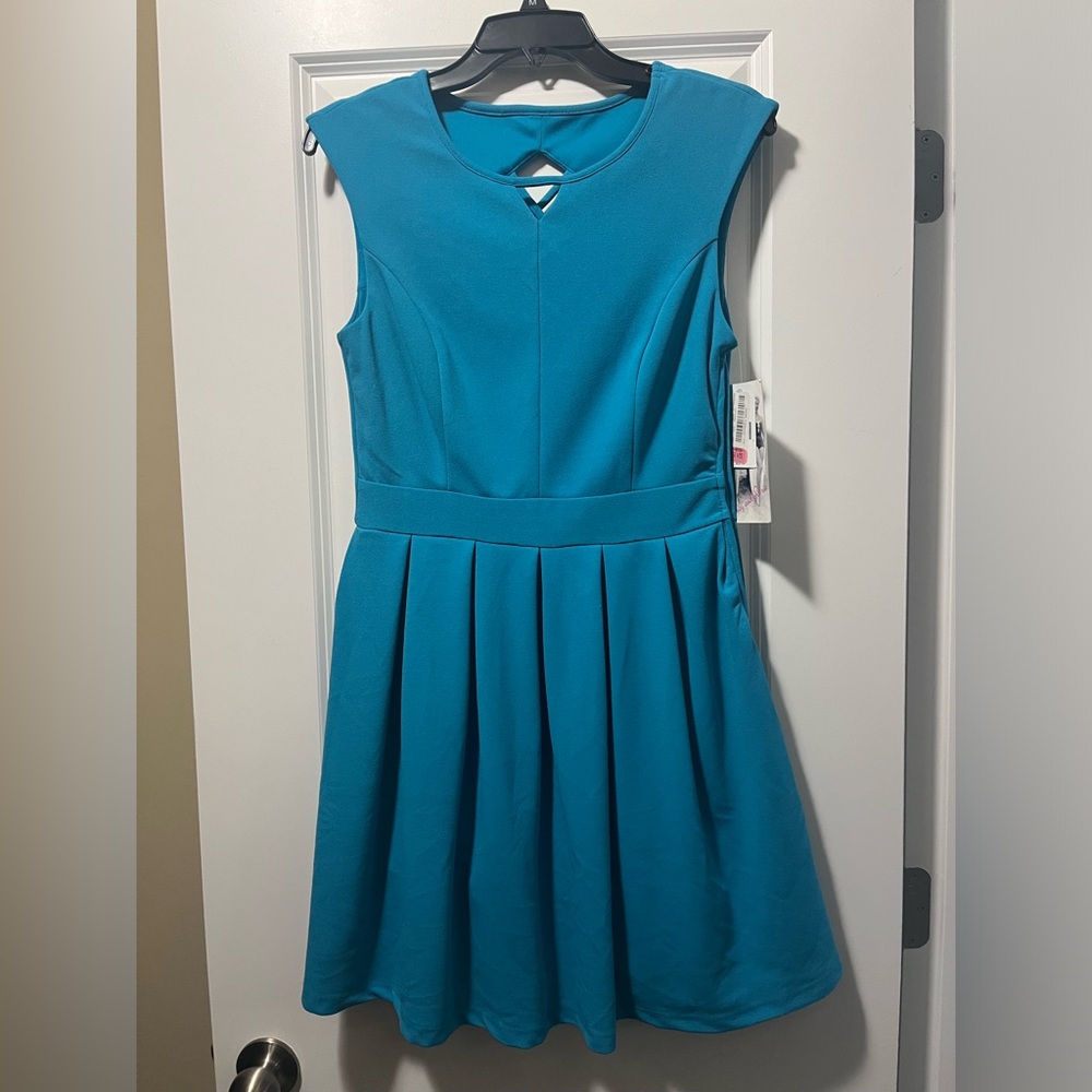 Juniors Dress